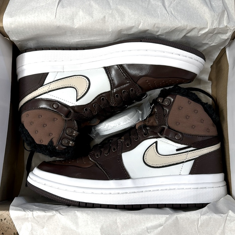 Women’s Nike Air Jordan 1 Acclimate